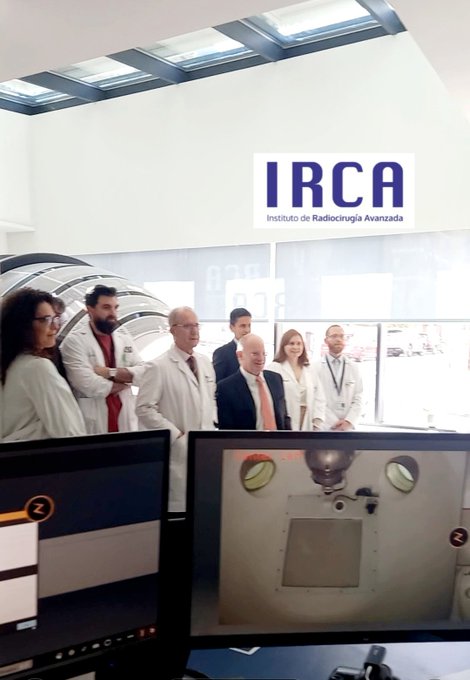 El equipo de IRCA durante la visita del Dr. Adler