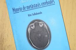 Libro Manejo de metástasis cerebrales por kita Sallabanda
